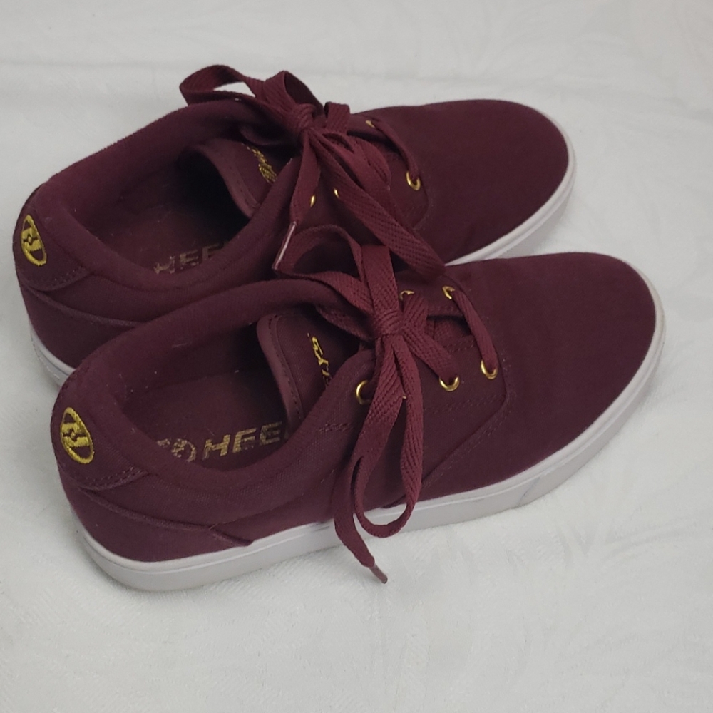 HEELYS Burgundy & Gold Launch Wheeled Sneakers Kid